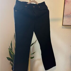 Wrangler Straight Black Men's Jeans - Classic Denim Look